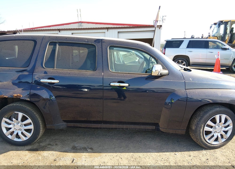 2011 CHEVROLET HHR LT VIN: 3GNBABFW1BS582643