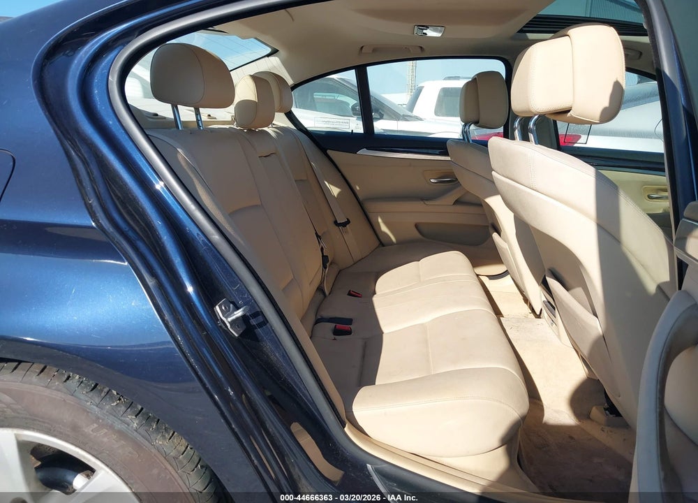 2013 BMW 528I VIN: WBAXG5C54DD228853