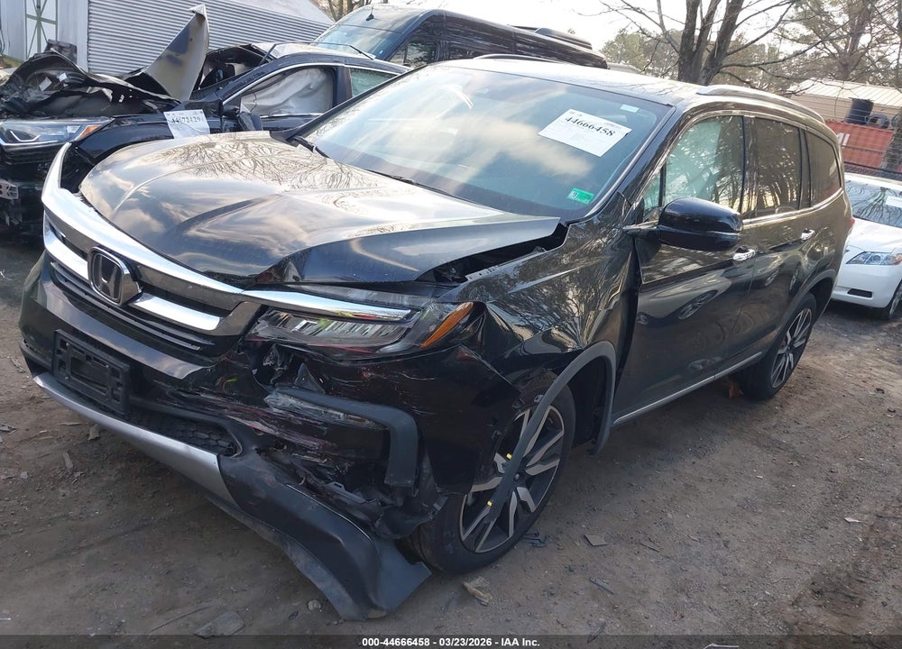 2022 HONDA PILOT AWD TOURING 8 PASSENGER VIN: 5FNYF6H93NB013681