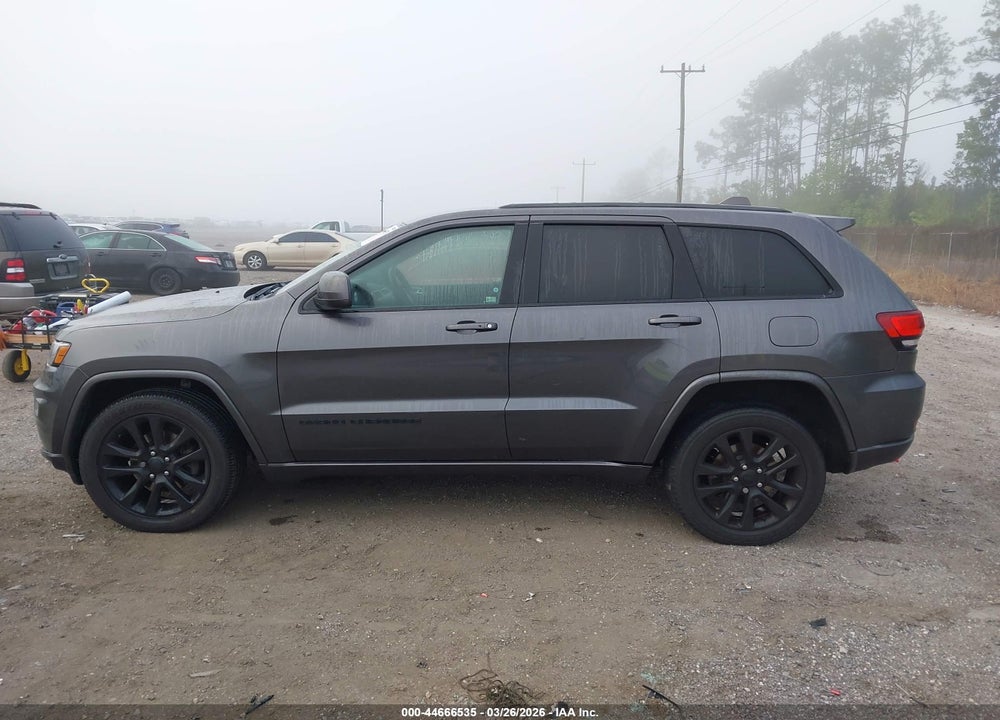 2017 JEEP GRAND CHEROKEE ALTITUDE 4X4 VIN: 1C4RJFAG5HC787847