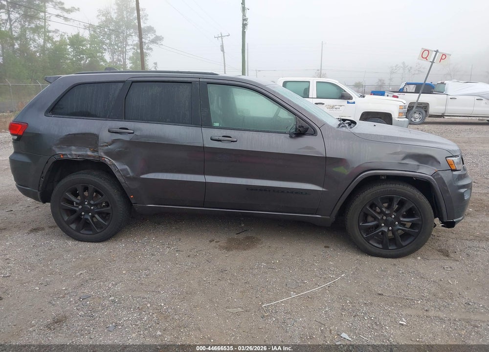 2017 JEEP GRAND CHEROKEE ALTITUDE 4X4 VIN: 1C4RJFAG5HC787847