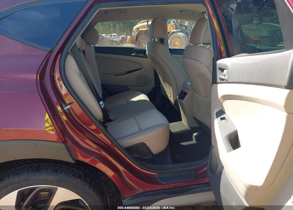 2017 HYUNDAI TUCSON SPORT VIN: KM8J33A27HU459264
