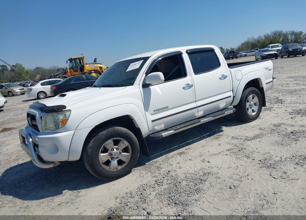 2011 TOYOTA TACOMA PRERUNNER V6 VIN: 3TMJU4GN4BM125987