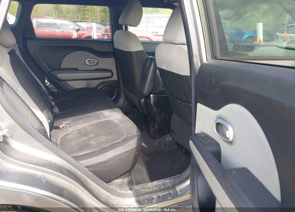 2014 KIA SOUL VIN: KNDJN2A23E7095444
