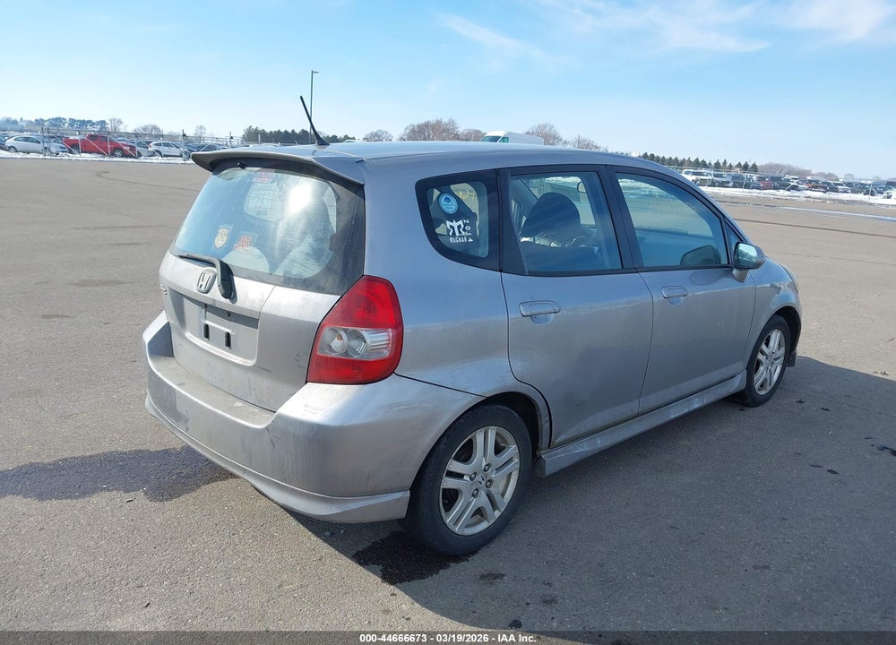 2007 HONDA FIT SPORT VIN: JHMGD38627S031759