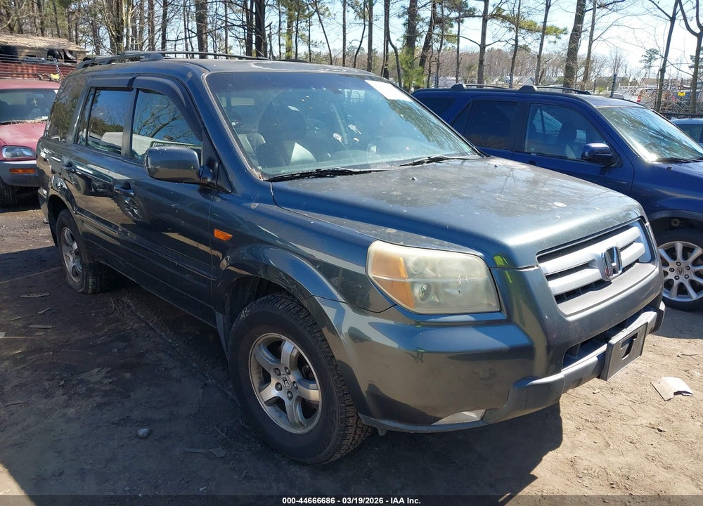 2006 HONDA PILOT EX-L VIN: 5FNYF18556B008533