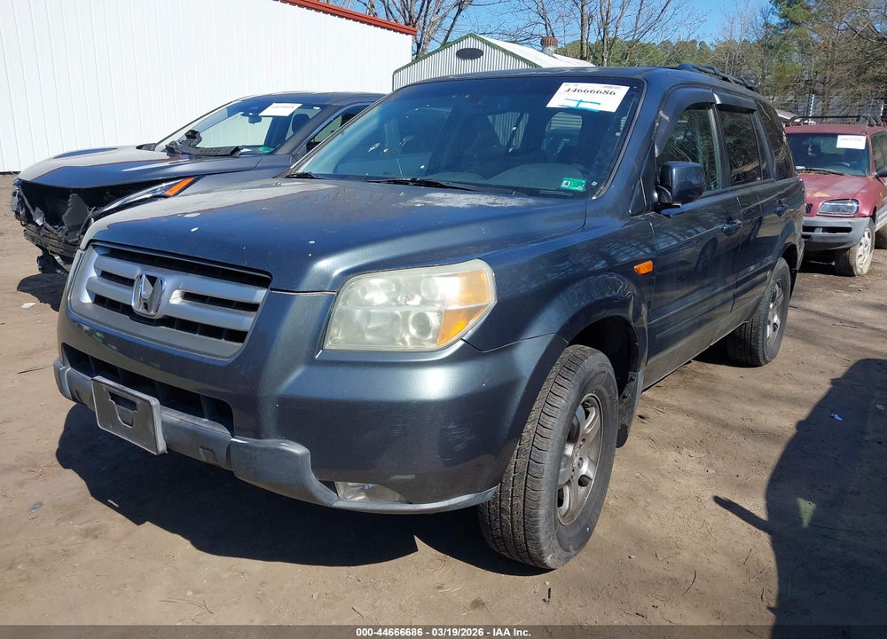 2006 HONDA PILOT EX-L VIN: 5FNYF18556B008533