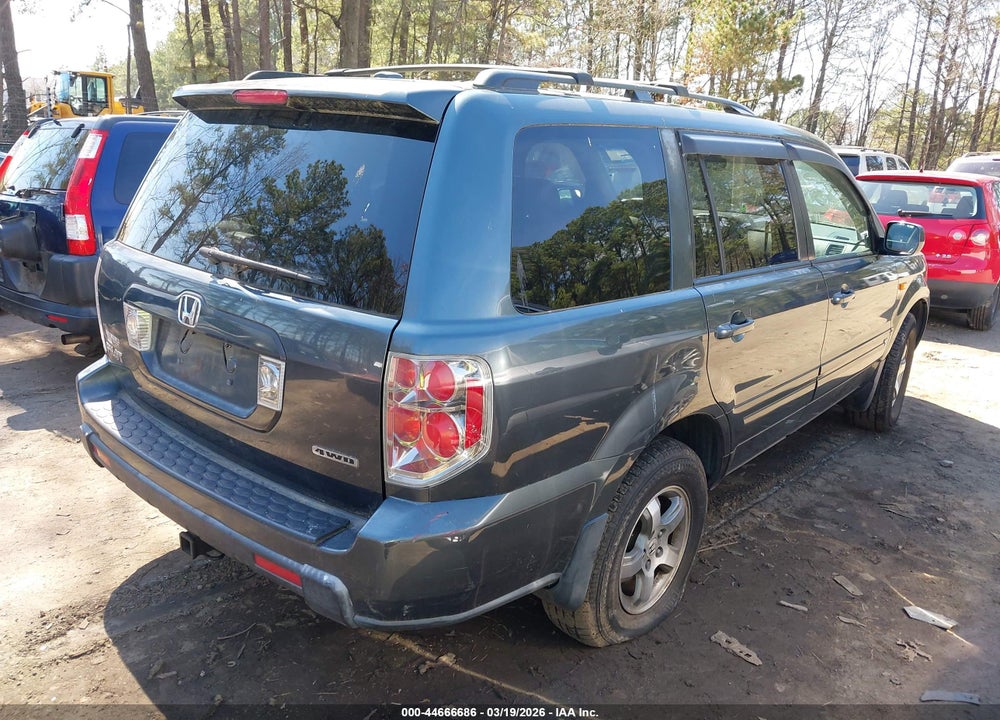2006 HONDA PILOT EX-L VIN: 5FNYF18556B008533