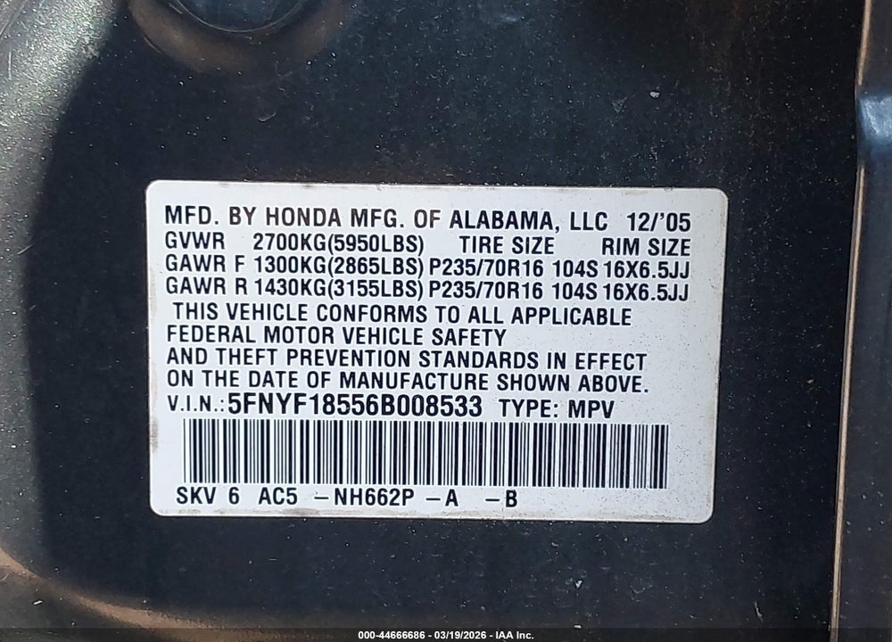 2006 HONDA PILOT EX-L VIN: 5FNYF18556B008533