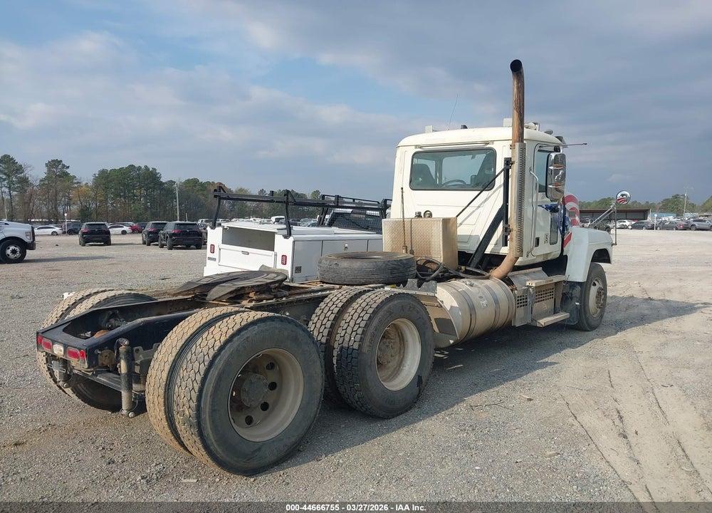 2020 MACK PINNACLE VIN: 1M1PN4GY5LM006862