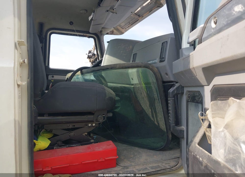 2020 MACK PINNACLE VIN: 1M1PN4GY5LM006862