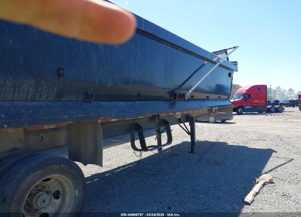 2022 EAST MANUFACTURING DUMP SEMI TRAILER VIN: 1E1D3S282NR078681
