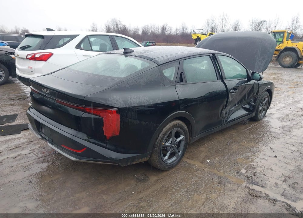 2025 KIA K4 LXS VIN: 3KPFT4DE6SE142300