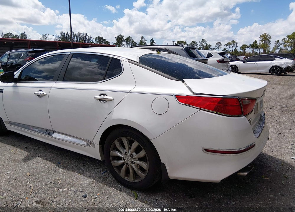 2015 KIA OPTIMA EX VIN: 5XXGN4A71FG490989