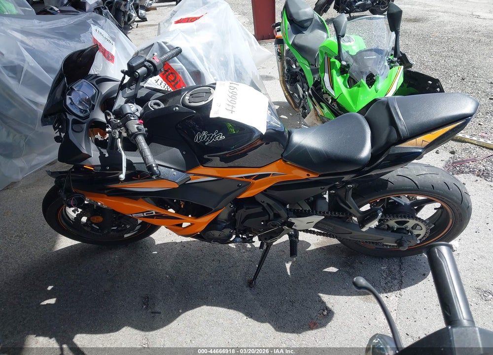 2019 KAWASAKI EX650 F VIN: JKAEXEK11KDA34316