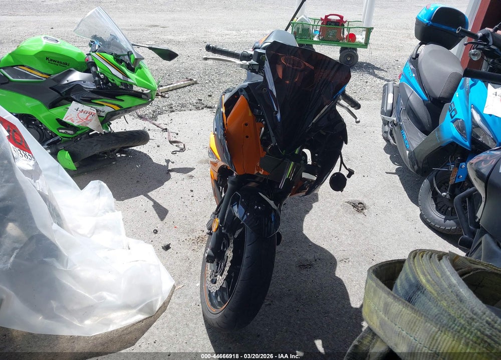 2019 KAWASAKI EX650 F VIN: JKAEXEK11KDA34316