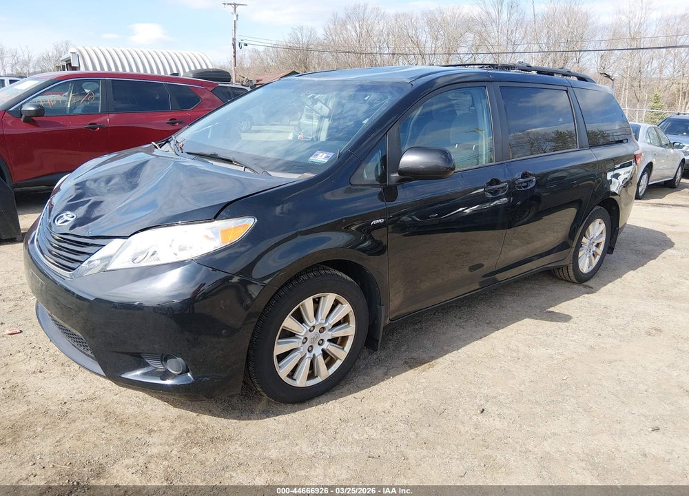 2017 TOYOTA SIENNA LE 7 PASSENGER VIN: 5TDJZ3DC4HS163209