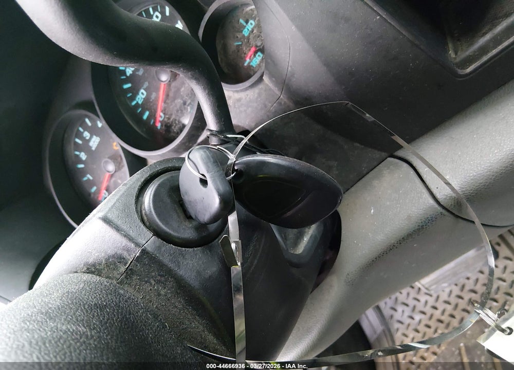 2011 CHEVROLET SILVERADO 1500 LS VIN: 3GCPCREA3BG390196