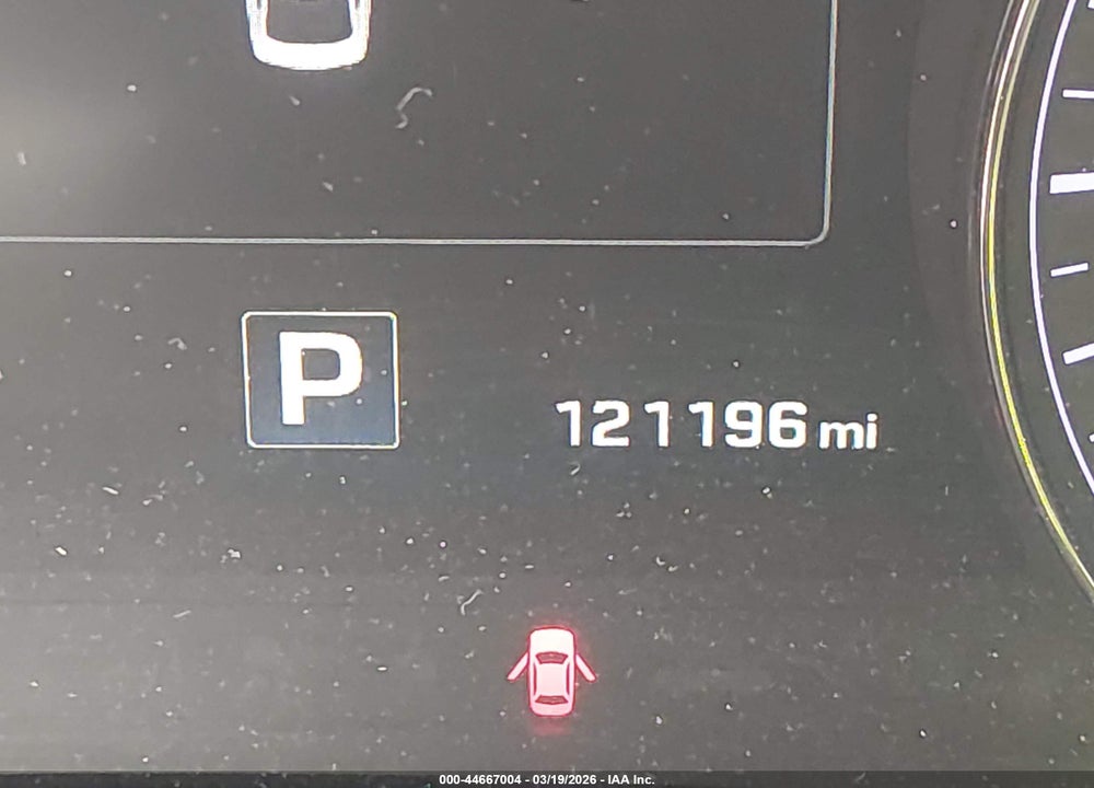 2016 HYUNDAI GENESIS 3. VIN: KMHGN4JE9GU127829