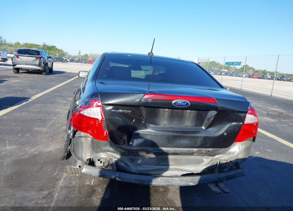 2012 FORD FUSION S VIN: 3FAHP0GA2CR380398