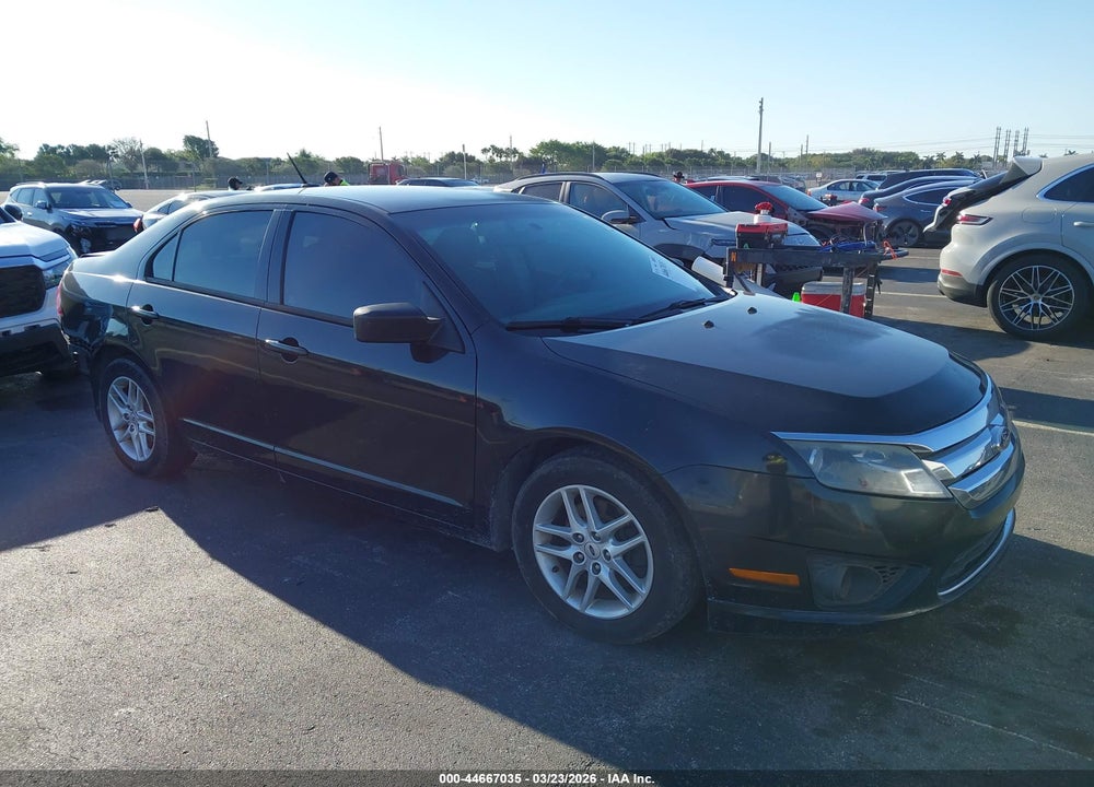 2012 FORD FUSION S VIN: 3FAHP0GA2CR380398