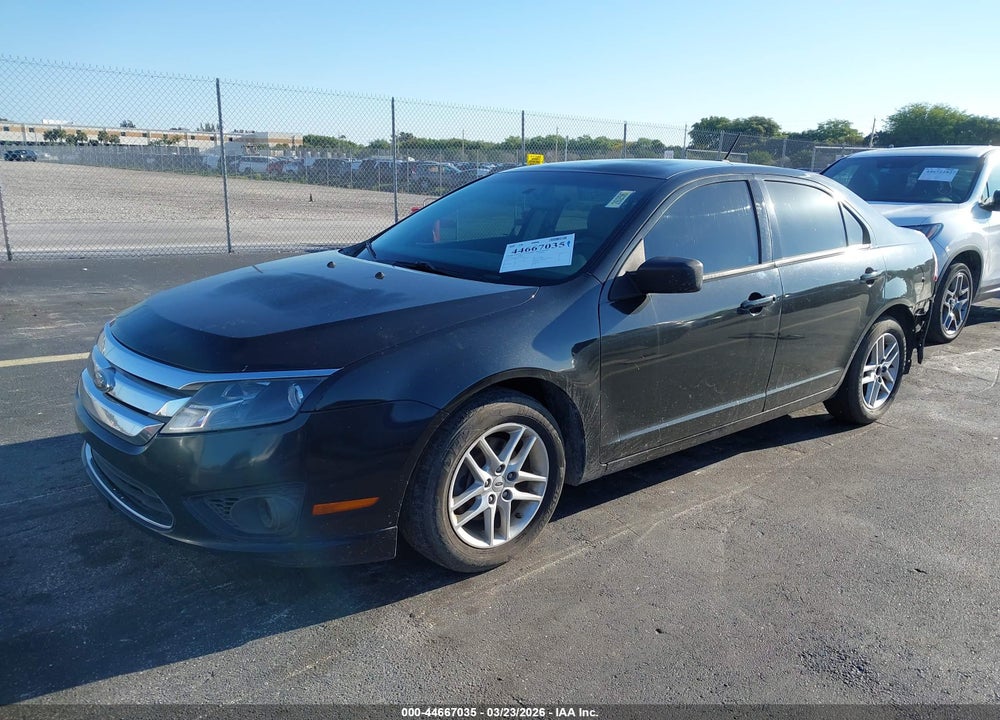 2012 FORD FUSION S VIN: 3FAHP0GA2CR380398