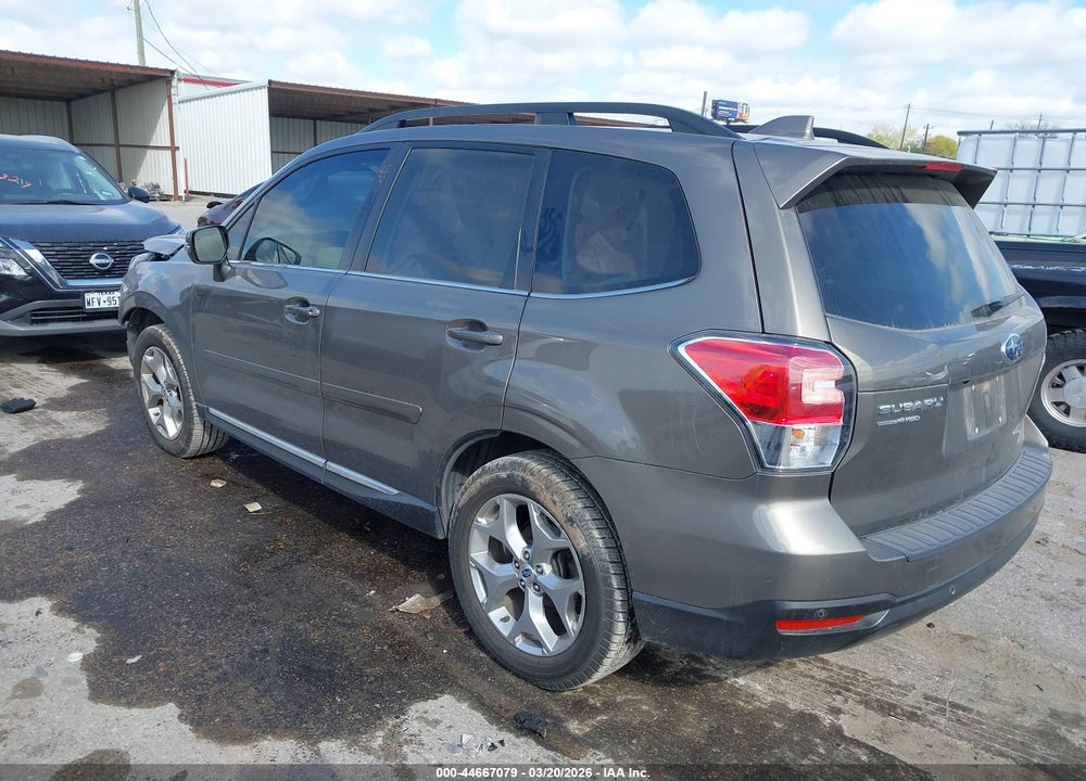 2017 SUBARU FORESTER 2.5I TOURING VIN: JF2SJAWC7HH590208