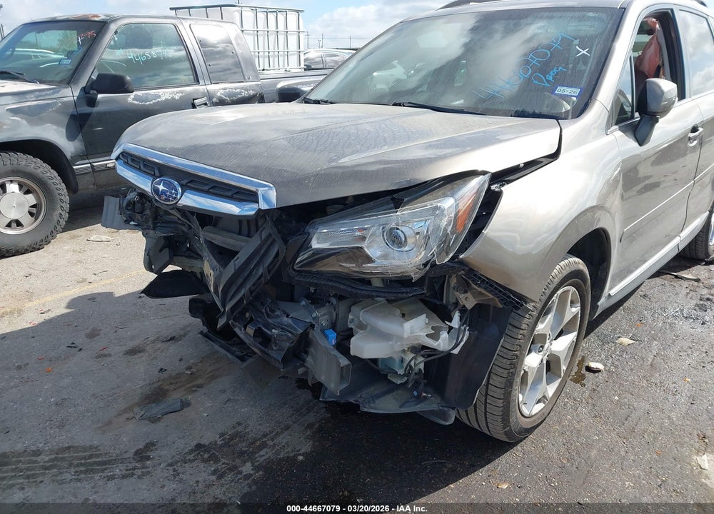 2017 SUBARU FORESTER 2.5I TOURING VIN: JF2SJAWC7HH590208