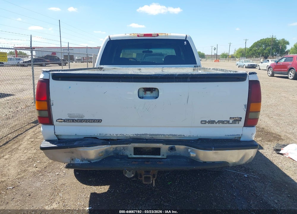 2001 CHEVROLET SILVERADO 1500HD LS VIN: 1GCGC13U81F183415