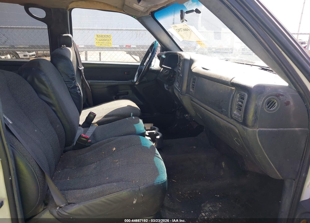 2001 CHEVROLET SILVERADO 1500HD LS VIN: 1GCGC13U81F183415