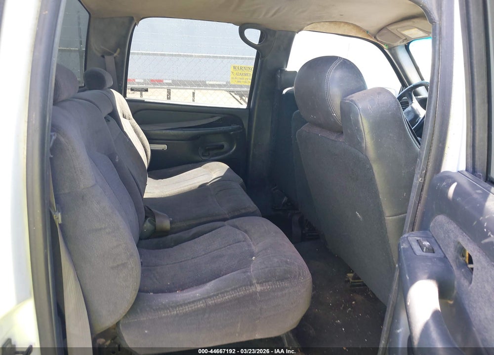 2001 CHEVROLET SILVERADO 1500HD LS VIN: 1GCGC13U81F183415