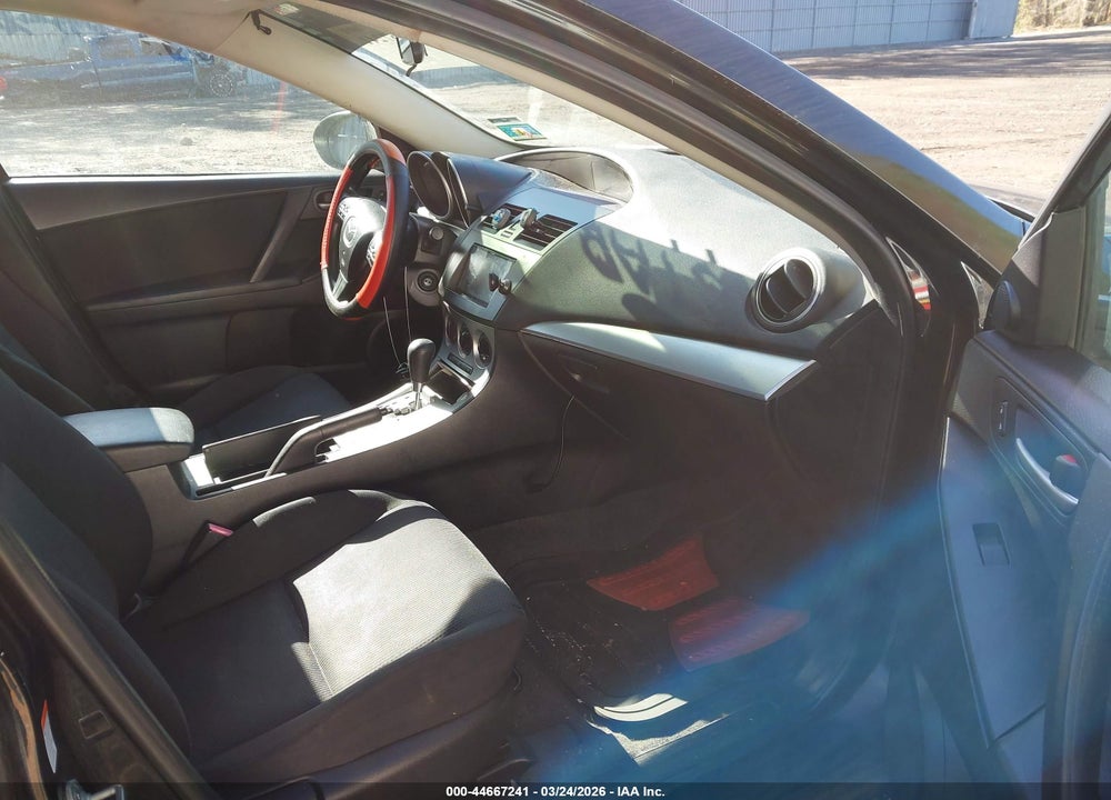 2011 MAZDA 3 I TOURING VIN: JM1BL1VG5B1399139