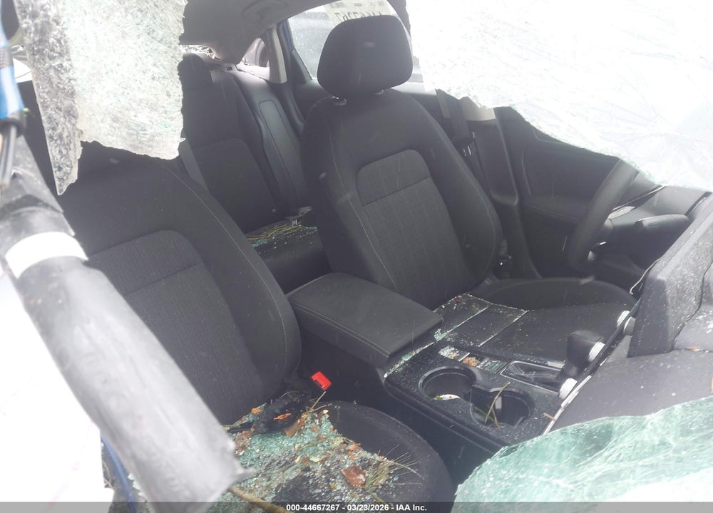 2022 HONDA CIVIC LX VIN: 2HGFE2F28NH506535