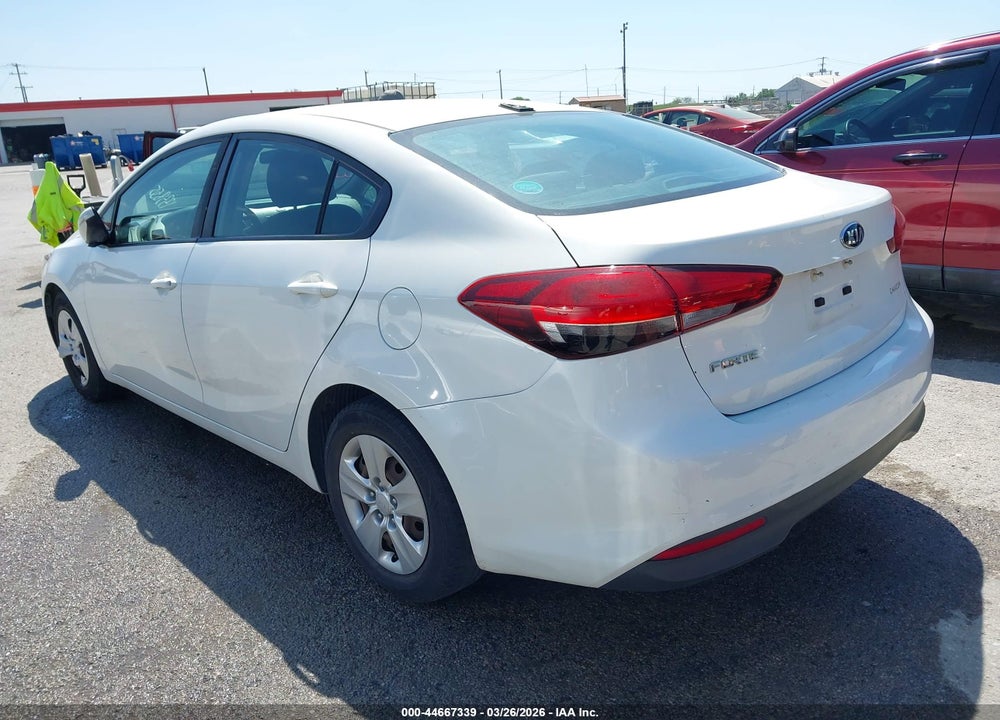 2017 KIA FORTE LX VIN: 3KPFK4A74HE133855