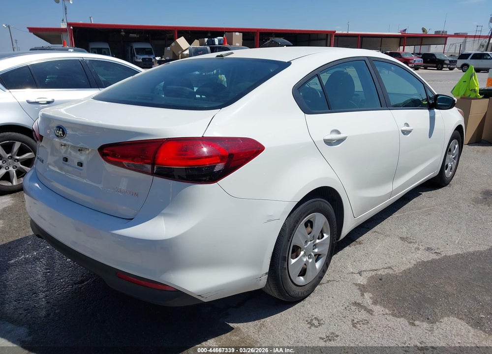 2017 KIA FORTE LX VIN: 3KPFK4A74HE133855