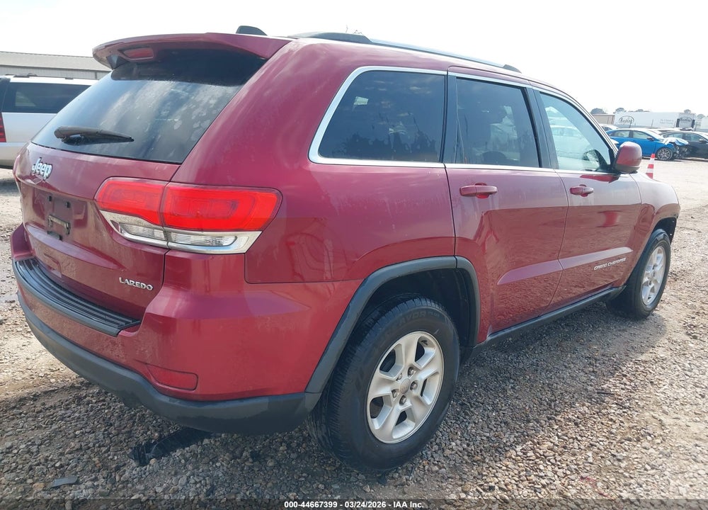 2015 JEEP GRAND CHEROKEE LAREDO VIN: 1C4RJEAG3FC668072