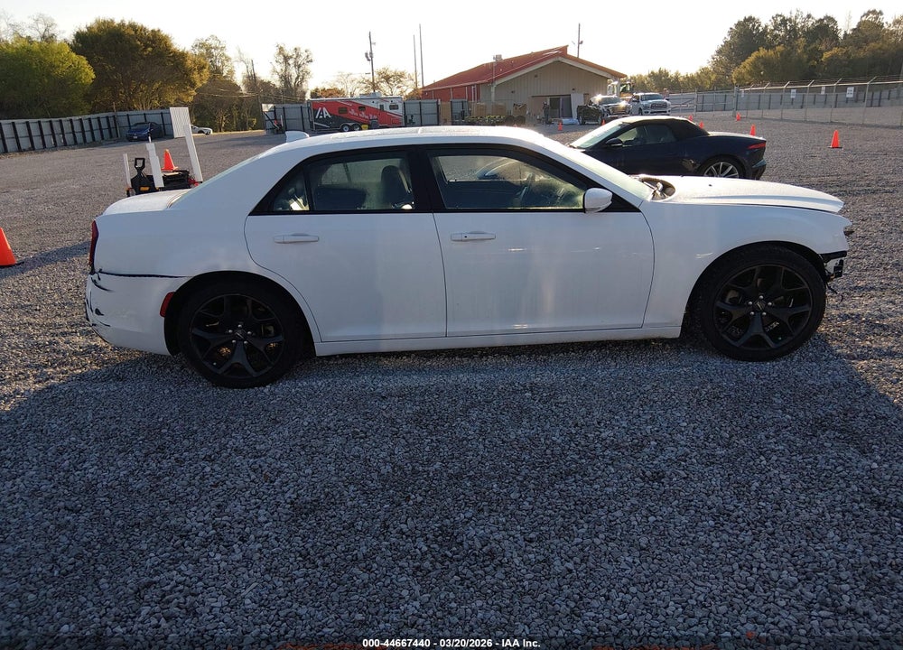 2022 CHRYSLER 300 S VIN: 2C3CCABG3NH184569