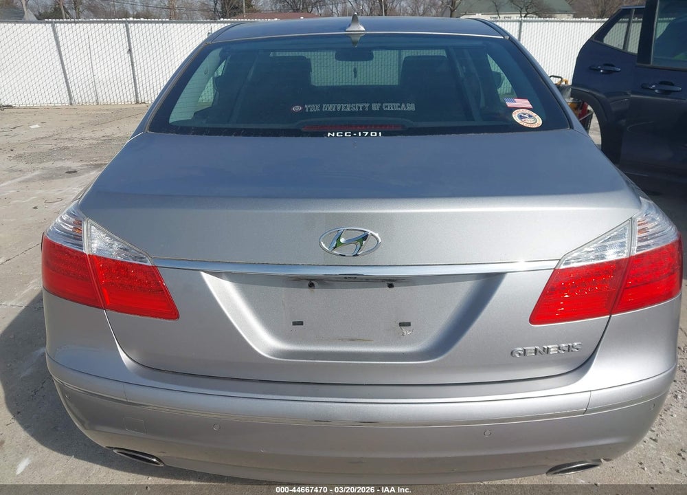 2009 HYUNDAI GENESIS 3.8 VIN: KMHGC46E39U046309