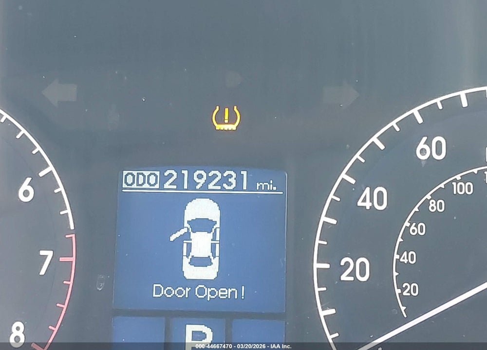 2009 HYUNDAI GENESIS 3.8 VIN: KMHGC46E39U046309