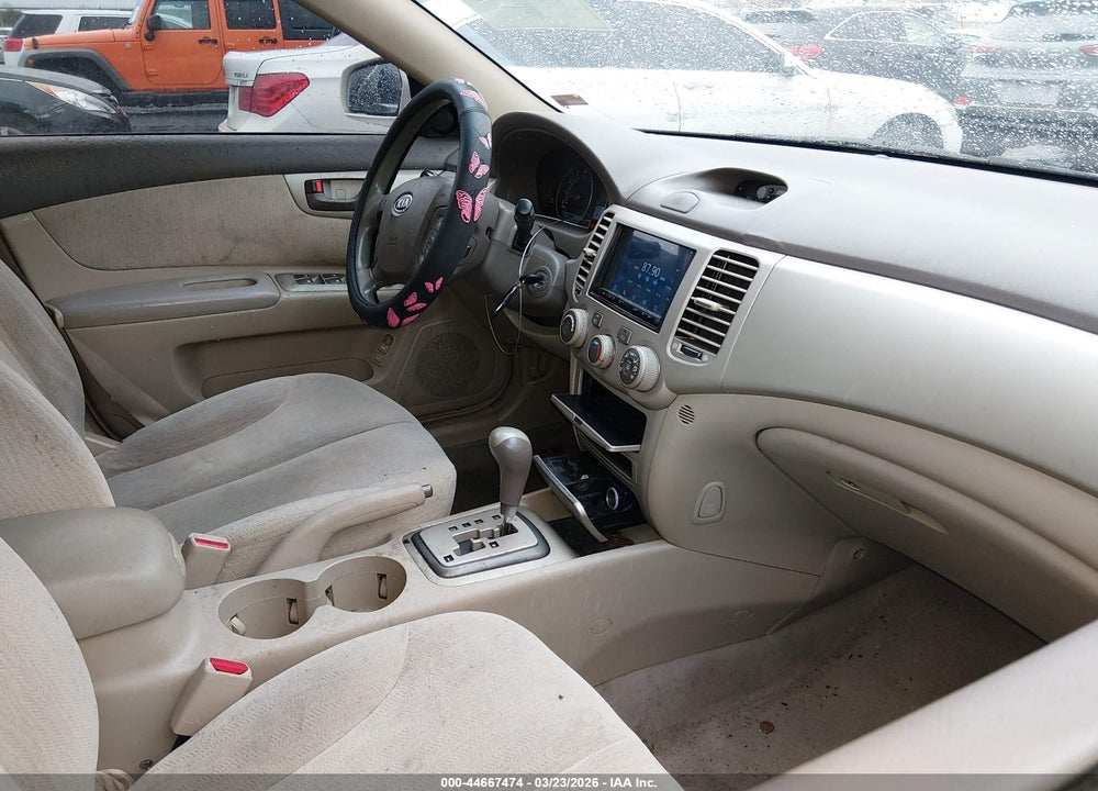 2007 KIA OPTIMA LX VIN: KNAGE123975082687