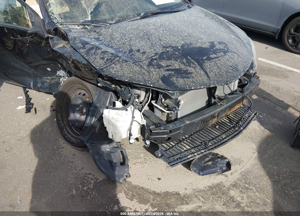 2017 TOYOTA COROLLA LE VIN: 2T1BURHE5HC877022