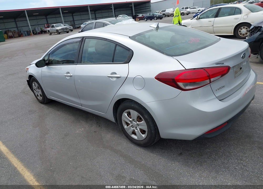 2017 KIA FORTE LX VIN: 3KPFK4A76HE028380