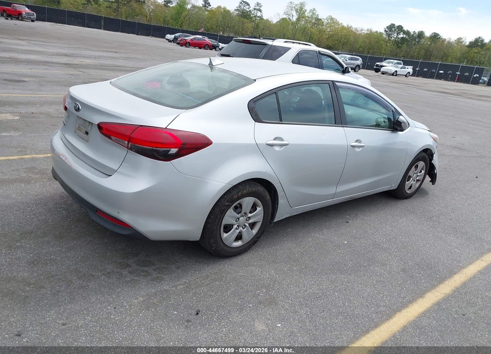 2017 KIA FORTE LX VIN: 3KPFK4A76HE028380