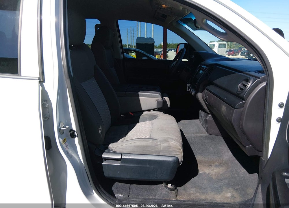 2016 TOYOTA TUNDRA SR 4.6L V8 VIN: 5TFUM5F13GX064571