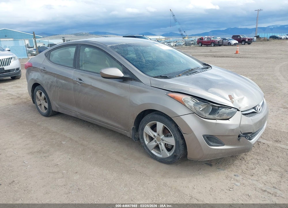 2013 HYUNDAI ELANTRA GLS VIN: 5NPDH4AE5DH396513