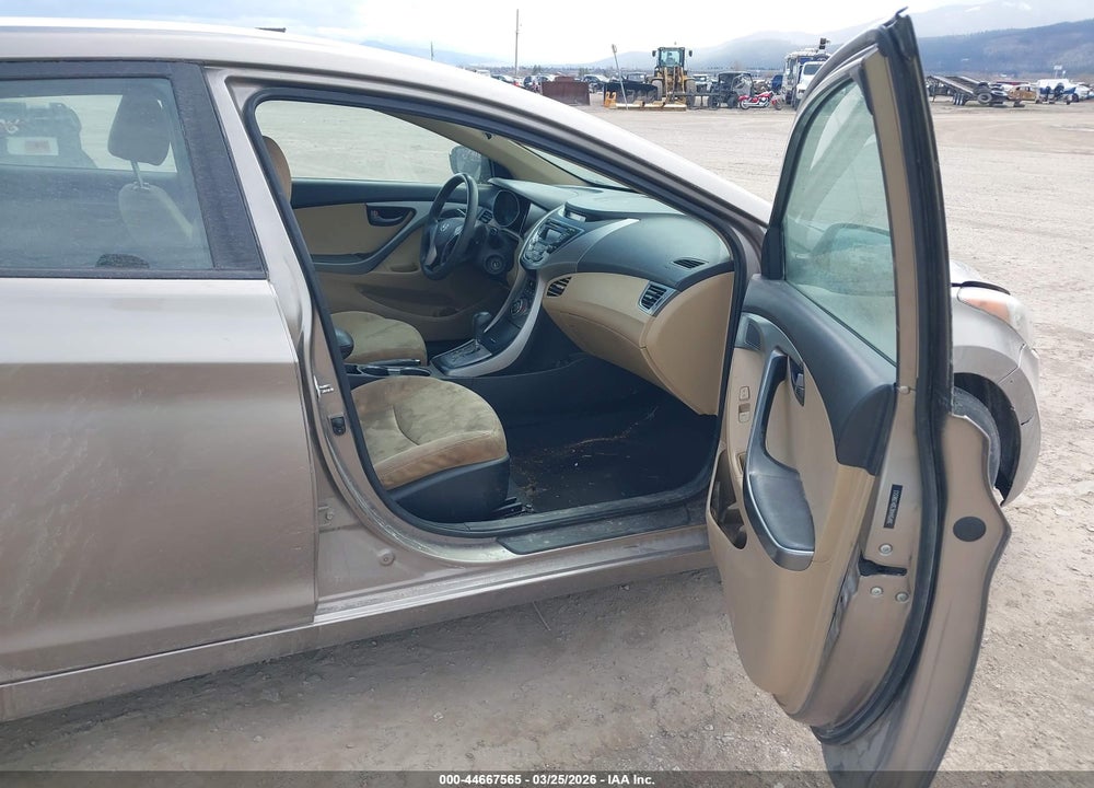 2013 HYUNDAI ELANTRA GLS VIN: 5NPDH4AE5DH396513