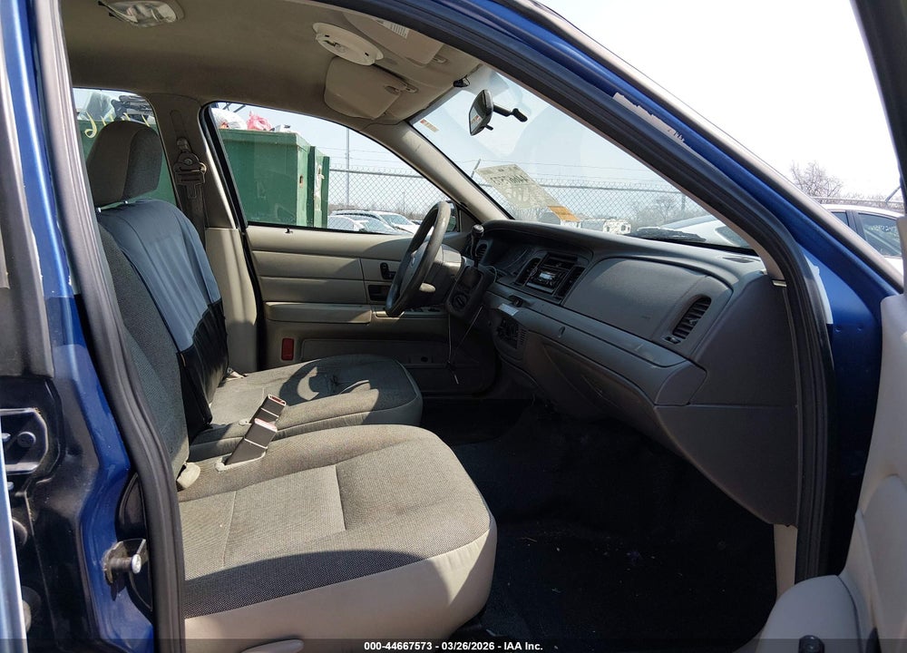 2007 FORD CROWN VICTORIA POLICE/POLICE INTERCEPTOR VIN: 2FAHP71W47X152522