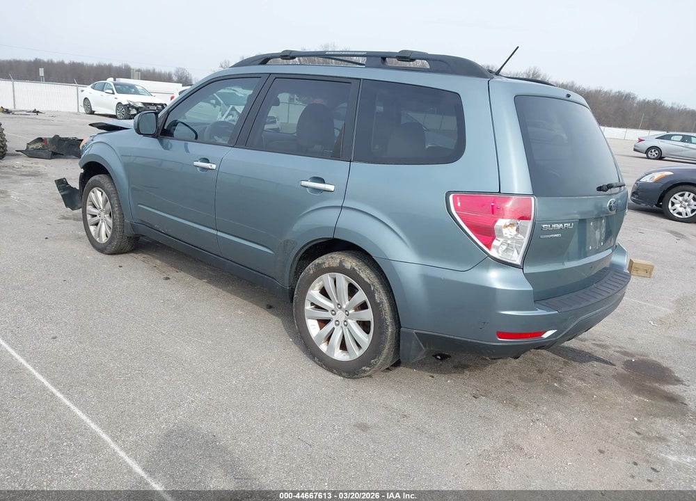 2012 SUBARU FORESTER 2.5X PREMIUM VIN: JF2SHADCXCH430363