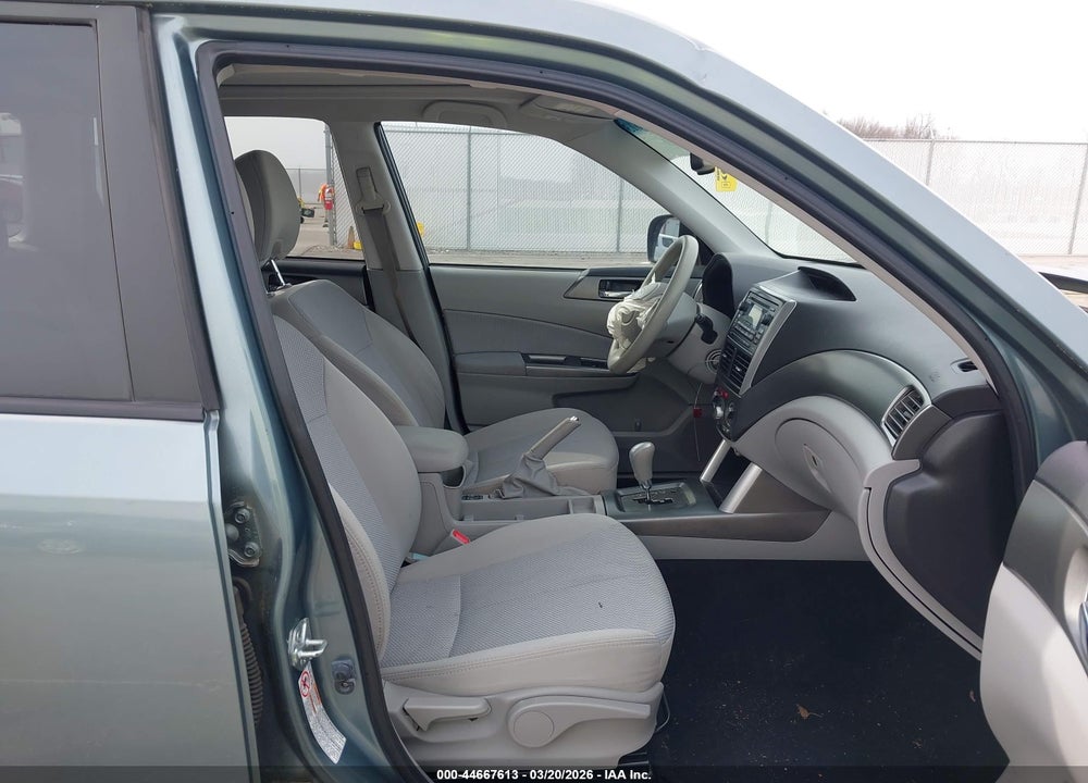 2012 SUBARU FORESTER 2.5X PREMIUM VIN: JF2SHADCXCH430363