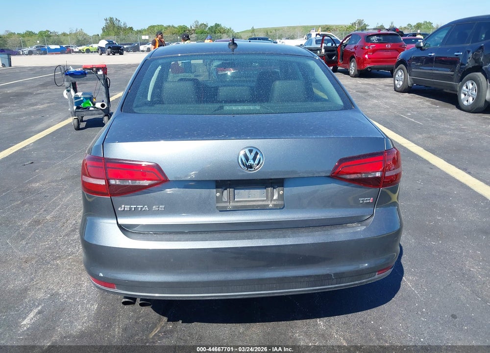 2017 VOLKSWAGEN JETTA 1.4T SE VIN: 3VWDB7AJ9HM372986